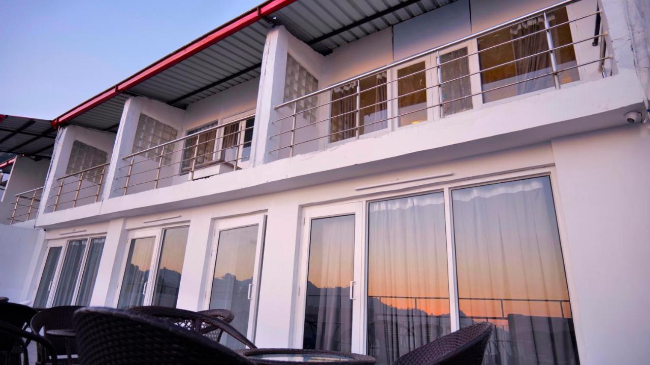 Hotel Brite Star Mussoorie Exteriör bild