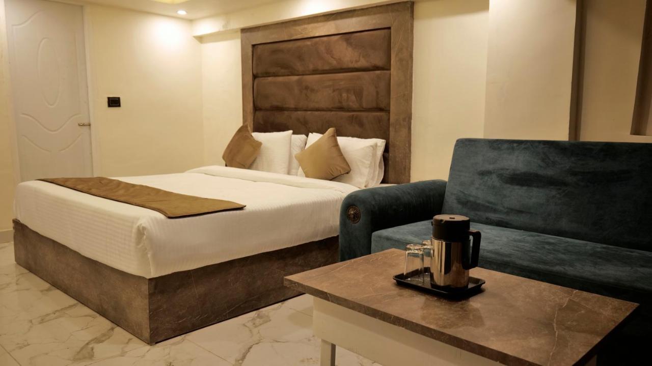 Hotel Brite Star Mussoorie Exteriör bild