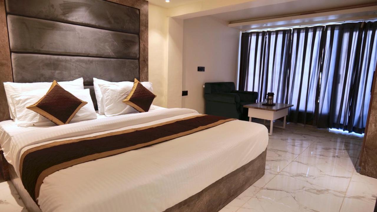 Hotel Brite Star Mussoorie Exteriör bild