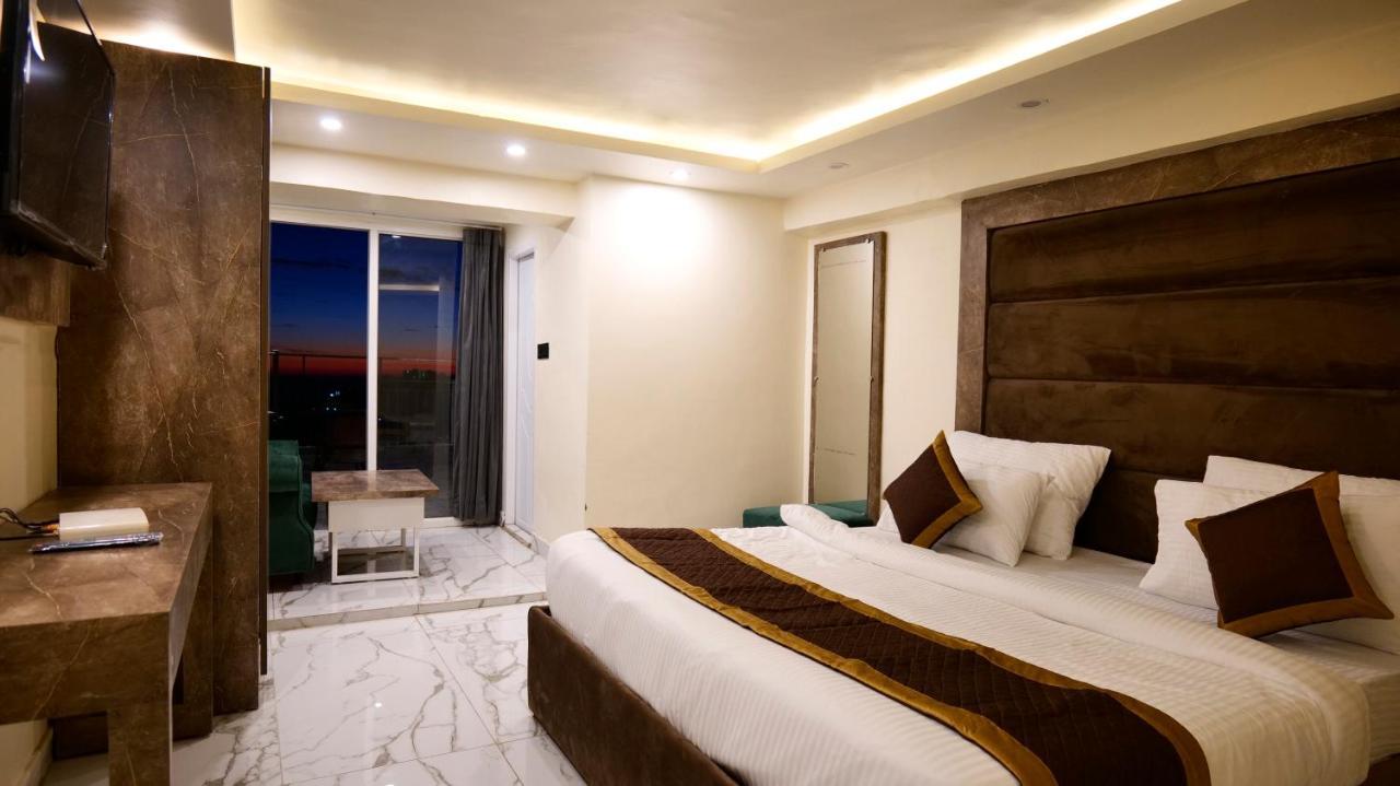 Hotel Brite Star Mussoorie Exteriör bild