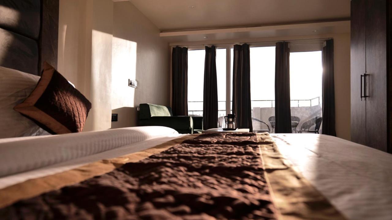 Hotel Brite Star Mussoorie Exteriör bild